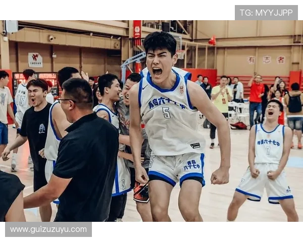 中国男篮新赛季集结备战国际大赛年轻球员成核心力量全面提升竞争实力