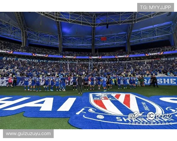 梅西首度亮相中超赛场为上海申花贡献助攻球迷热情高涨