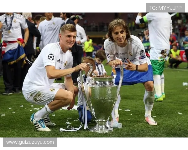 皇家马德里俱乐部辉煌历史与未来展望:足坛巨擘的崛起与挑战 皇家马德里俱乐部辉煌历史与未来展望:足坛巨擘的崛起与挑战